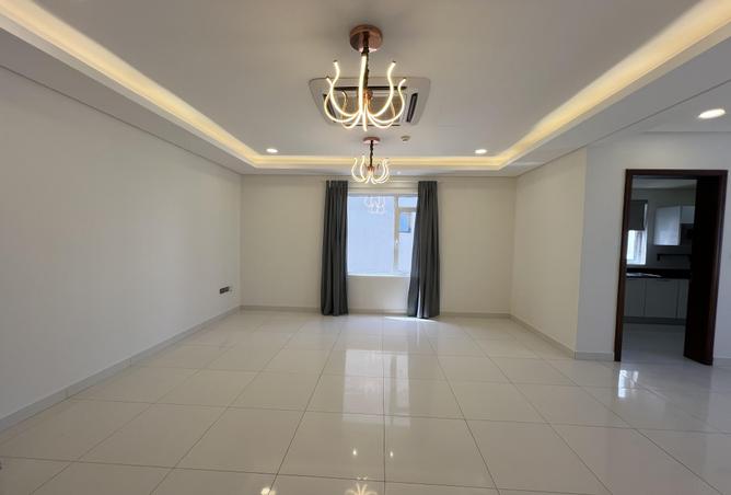 Apartment - 2 Bedrooms - 2 Bathrooms for rent in Janabiya - Northern Governorate