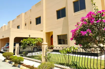 Villa - 4 Bedrooms - 4 Bathrooms for rent in Janabiya - Northern Governorate