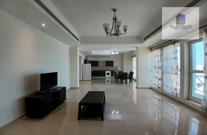 Apartment - 2 Bedrooms - 2 Bathrooms for rent in Segaya - Manama - Capital Governorate