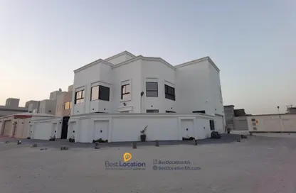 Villa - 4 Bedrooms - 6 Bathrooms for sale in Hidd - Muharraq Governorate