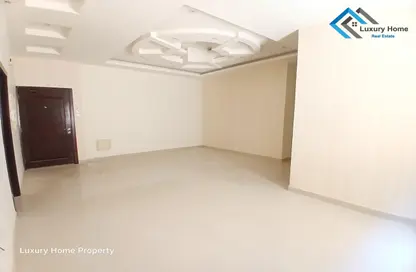 Apartment - 2 Bedrooms - 2 Bathrooms for rent in Busaiteen - Muharraq Governorate