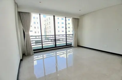 Apartment - 2 Bedrooms - 2 Bathrooms for rent in Janabiya - Northern Governorate