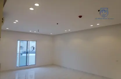 Apartment - 4 Bedrooms - 5 Bathrooms for sale in Hidd - Muharraq Governorate