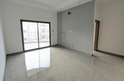 Apartment - 3 Bedrooms - 3 Bathrooms for sale in Hamad Town - Northern Governorate