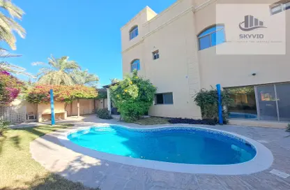Pool image for: Villa - 5 Bedrooms - 5 Bathrooms for rent in Janabiya - Northern Governorate, Image 1