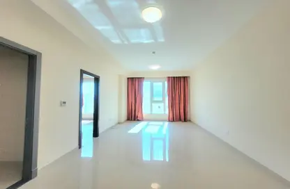 Apartment - 1 Bedroom - 2 Bathrooms for rent in Al Burhama - Manama - Capital Governorate