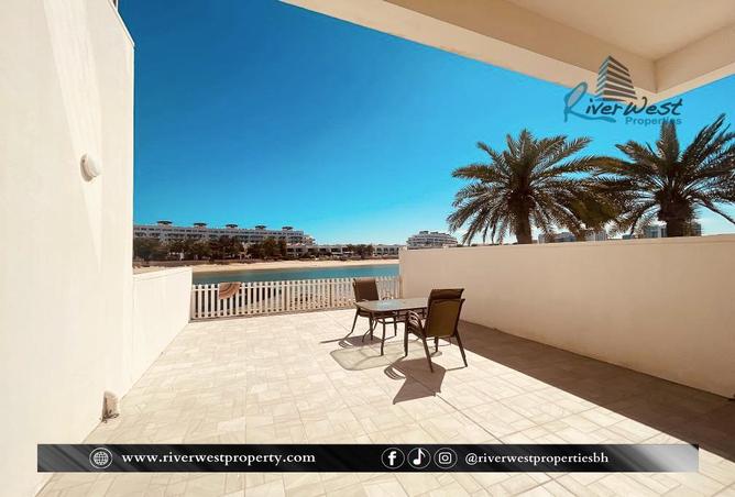 Villa - 3 Bedrooms - 4 Bathrooms for rent in Amwaj Avenue - Amwaj Islands - Muharraq Governorate