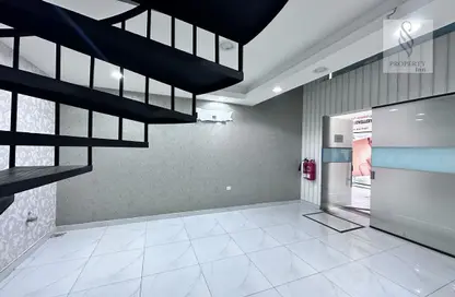 Shop - Studio - 1 Bathroom for rent in Manama Souq - Manama - Capital Governorate