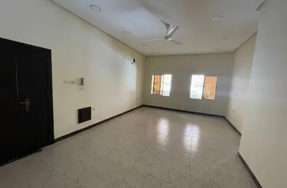 Apartment - 3 Bedrooms - 2 Bathrooms for rent in Galali - Muharraq Governorate