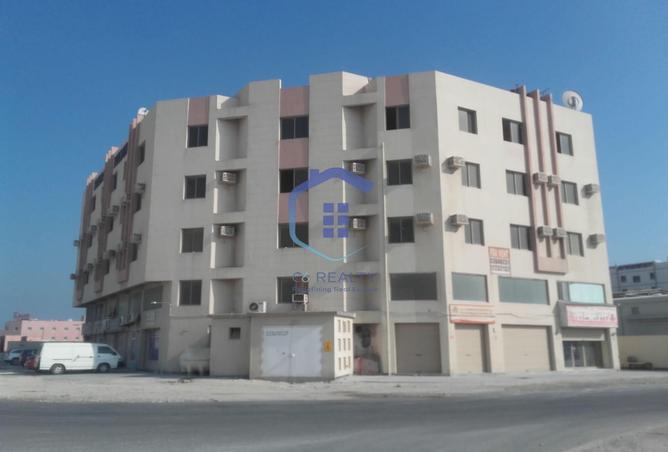 Whole Building - Studio for rent in Askar - Southern Governorate