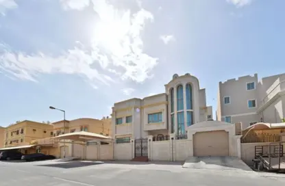 Villa - 4 Bedrooms - 5 Bathrooms for sale in Riffa Al Sharqi - Riffa - Southern Governorate