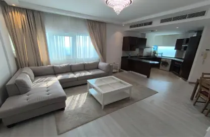 Apartment - 1 Bedroom - 2 Bathrooms for sale in Sanabis - Manama - Capital Governorate