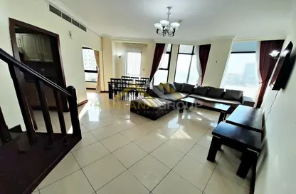 Duplex - 2 Bedrooms - 3 Bathrooms for rent in Al Juffair - Capital Governorate