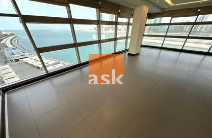 Apartment - 3 Bedrooms - 4 Bathrooms for rent in Reef Island - Capital Governorate