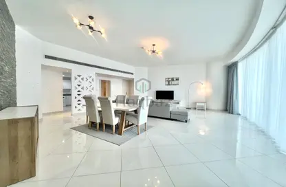 Apartment - 2 Bedrooms - 3 Bathrooms for rent in Sanabis - Manama - Capital Governorate