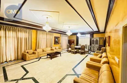 Penthouse - 6 Bedrooms - 4 Bathrooms for rent in Al Juffair - Capital Governorate