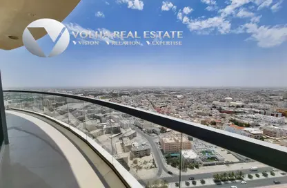 Apartment - 2 Bedrooms - 3 Bathrooms for sale in Sanabis - Manama - Capital Governorate