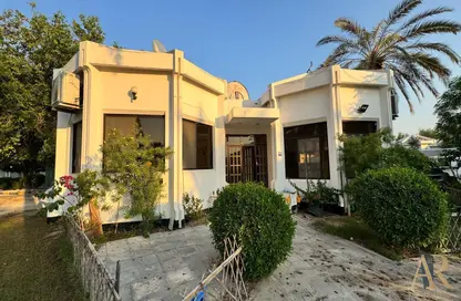 Villa - 3 Bedrooms - 3 Bathrooms for rent in Nabih Saleh - Capital Governorate