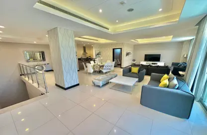 Apartment - 3 Bedrooms - 4 Bathrooms for rent in Reef Island - Capital Governorate