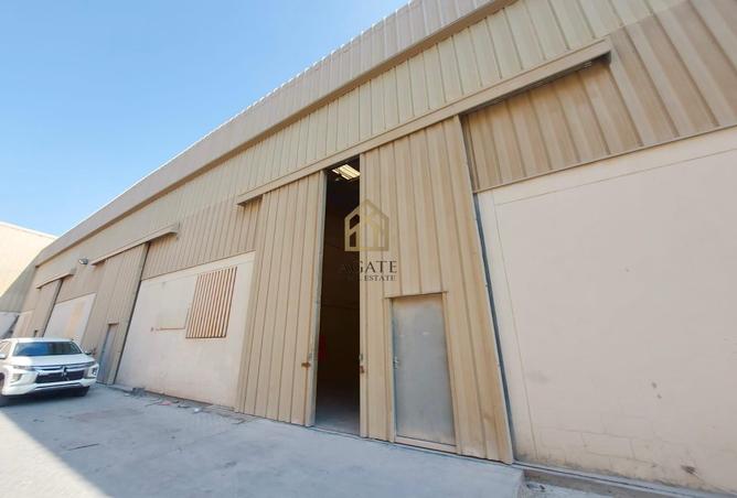 Warehouse - Studio - 1 Bathroom for rent in Sitra - Central Governorate