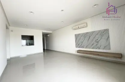 Apartment - 2 Bedrooms - 2 Bathrooms for rent in Janabiya - Northern Governorate