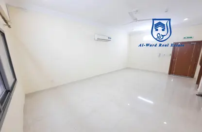 Apartment - 2 Bedrooms - 2 Bathrooms for rent in Um Al Hasam - Manama - Capital Governorate