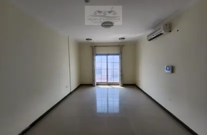 Apartment - 2 Bedrooms - 2 Bathrooms for rent in Hidd - Muharraq Governorate