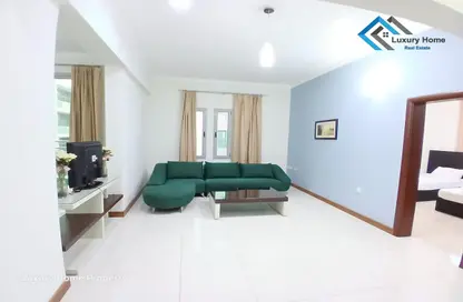 Apartment - 2 Bedrooms - 2 Bathrooms for rent in Busaiteen - Muharraq Governorate