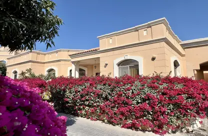 Villa - 4 Bedrooms - 4 Bathrooms for rent in Janabiya - Northern Governorate