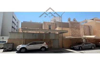 Villa - 4 Bedrooms - 3 Bathrooms for sale in Um Al Hasam - Manama - Capital Governorate