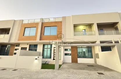 Villa - 4 Bedrooms - 6 Bathrooms for sale in Hidd - Muharraq Governorate