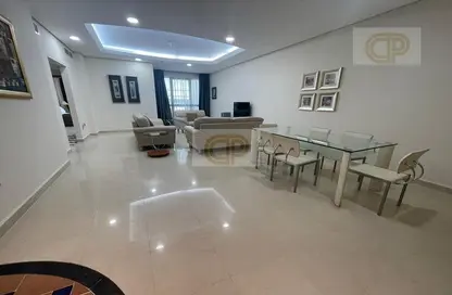 Apartment - 2 Bedrooms - 3 Bathrooms for rent in Um Al Hasam - Manama - Capital Governorate