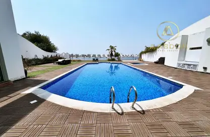 Pool image for: Villa - 5 Bedrooms - 6 Bathrooms for rent in Durrat Al Bahrain - Southern Governorate, Image 1
