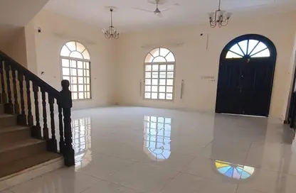 Villa - 4 Bedrooms - 4 Bathrooms for rent in Arad - Muharraq Governorate