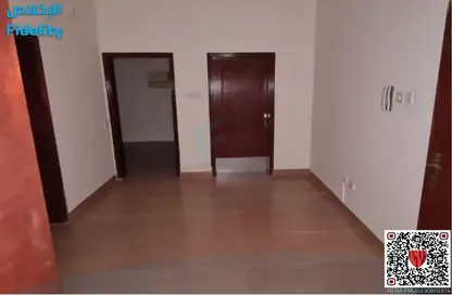 Apartment - 2 Bedrooms - 2 Bathrooms for rent in Salmaniya - Manama - Capital Governorate