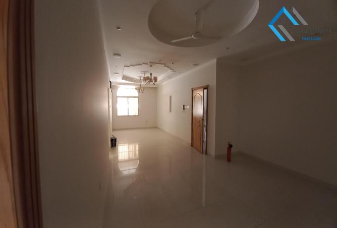 شقة - 3 غرف نوم - 2 حمامات للايجار في سند - المحافظة الوسطى