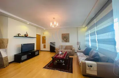 Apartment - 1 Bedroom - 2 Bathrooms for sale in Sanabis - Manama - Capital Governorate