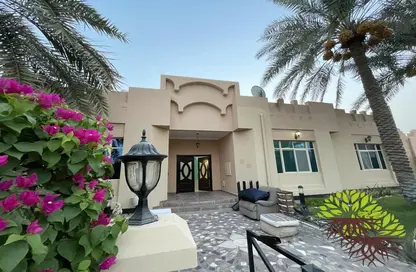 Villa - 4 Bedrooms - 3 Bathrooms for rent in Budaiya - Northern Governorate