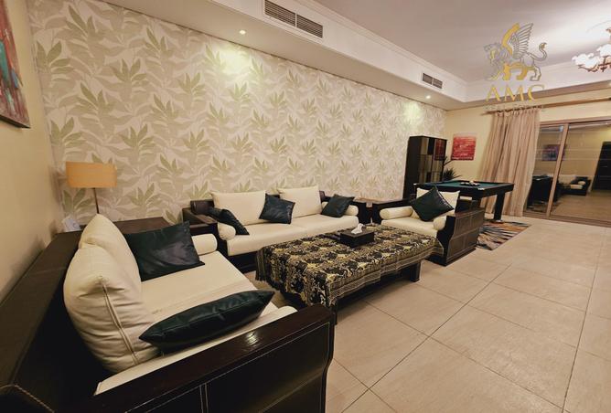 Apartment - 2 Bedrooms - 4 Bathrooms for rent in Al Juffair - Capital Governorate