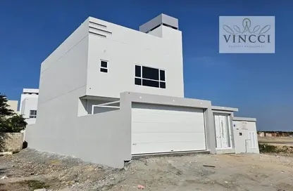 Villa - 4 Bedrooms - 5 Bathrooms for sale in Sanad - Central Governorate