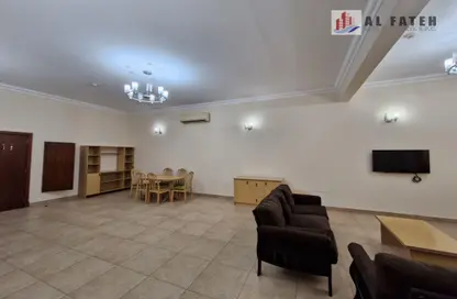 Apartment - 3 Bedrooms - 2 Bathrooms for rent in Riffa - Southern Governorate