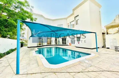 Villa - 5 Bedrooms - 5 Bathrooms for rent in Mahooz - Manama - Capital Governorate