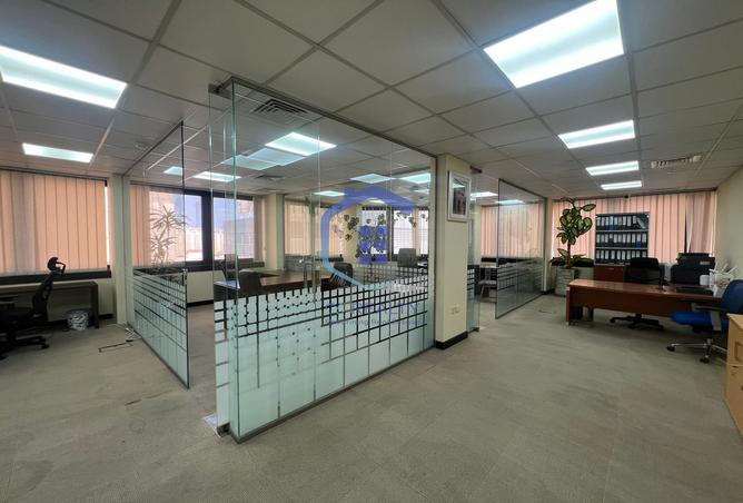 Office Space - Studio - 1 Bathroom for rent in Manama Sea Front - Manama - Capital Governorate