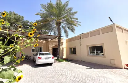 Villa - 2 Bedrooms - 2 Bathrooms for rent in Janabiya - Northern Governorate