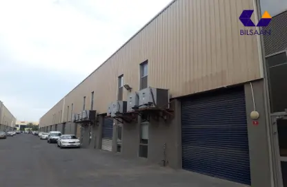 Warehouse - Studio - 2 Bathrooms for rent in Hidd - Muharraq Governorate