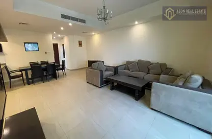 Apartment - 2 Bedrooms - 4 Bathrooms for rent in Al Juffair - Capital Governorate