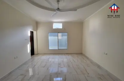 Apartment - 3 Bedrooms - 3 Bathrooms for rent in Hidd - Muharraq Governorate