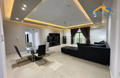 Apartment - 3 Bedrooms - 3 Bathrooms for rent in Busaiteen - Muharraq Governorate