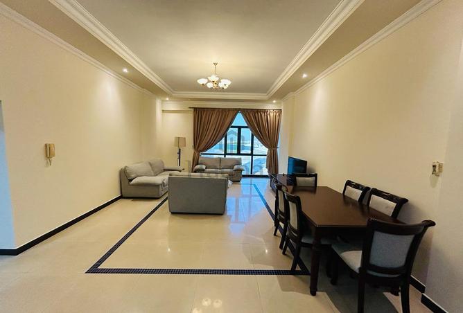 Apartment - 3 Bedrooms - 3 Bathrooms for rent in Al Juffair - Capital Governorate