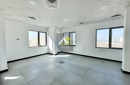 Office Space - Studio - 1 Bathroom for rent in Seef - Capital Governorate